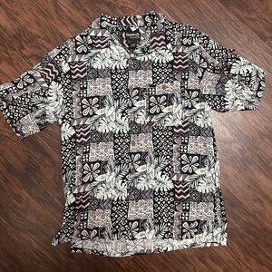 Vintage Guide Series Hawaiian Shirt | 100% Silk | Size Medium